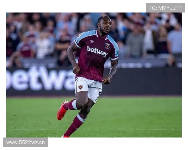 巴尔韦德是否更适合边路 战术角色适配性深度分析